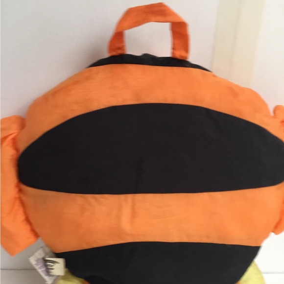 Vintage Disney’s Winnie the Pooh Tigger 90s plush stuffed head pillow - Picture 4 of 10